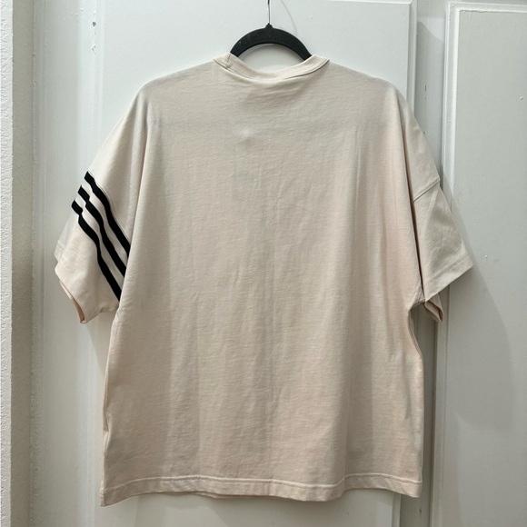 ADICOLOR Neuclassics Men’s Tee✨ - Picture 3 of 5